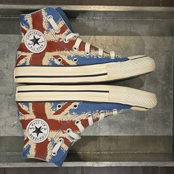 Converse | Limited Edition Union Jack British Flag High Tops Mens Size 3.5 NWOT - Picture 3 of 7